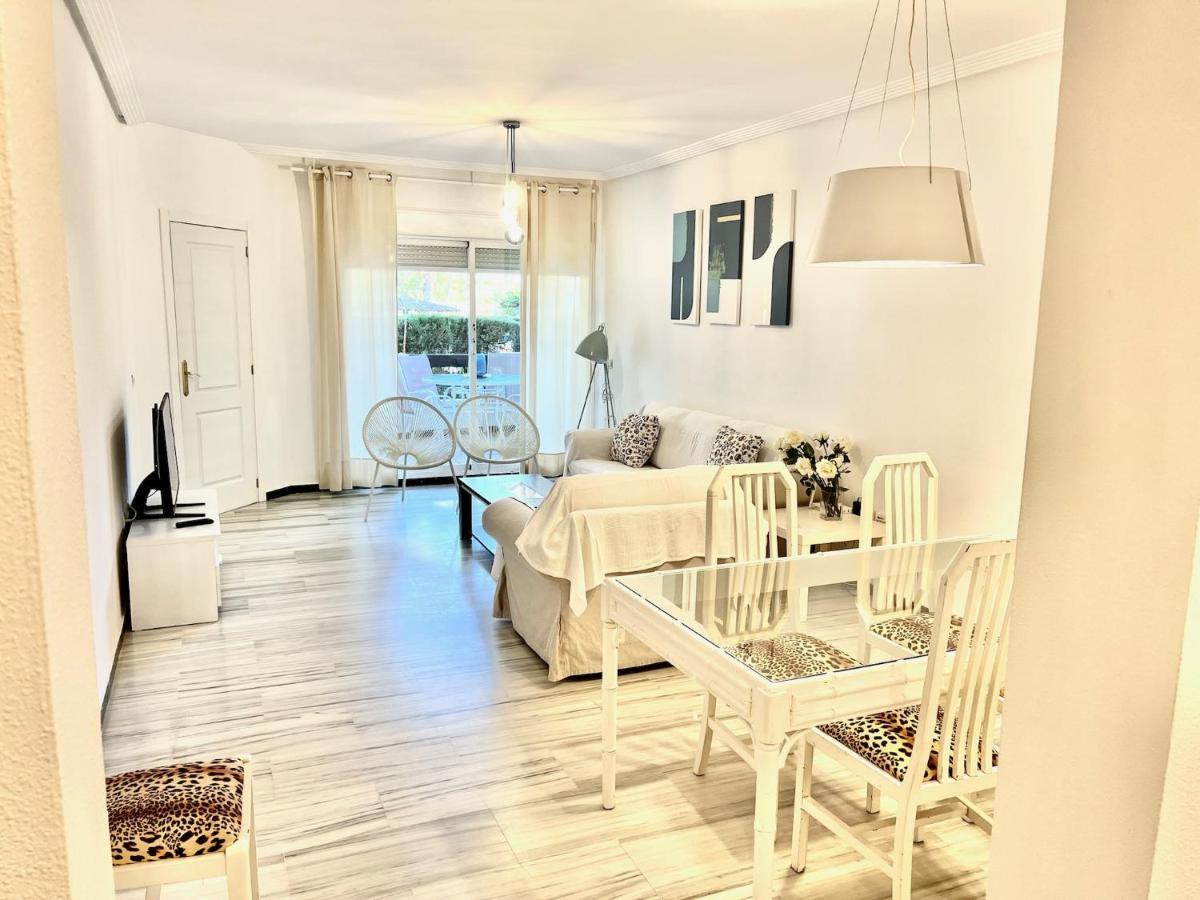 Puerto Banus With Private Garden Apartment มาร์เบยา ภายนอก รูปภาพ