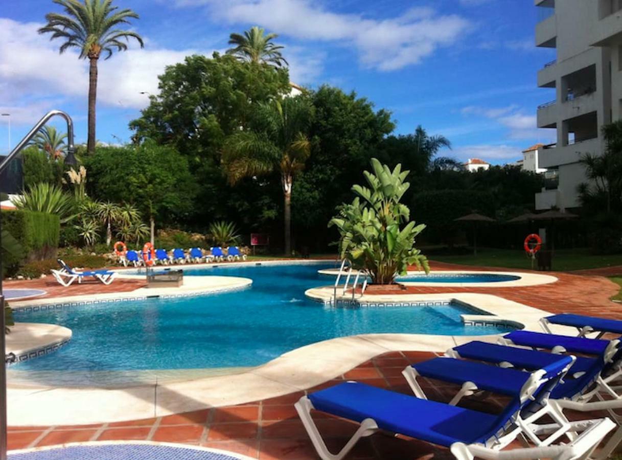 Puerto Banus With Private Garden Apartment มาร์เบยา ภายนอก รูปภาพ
