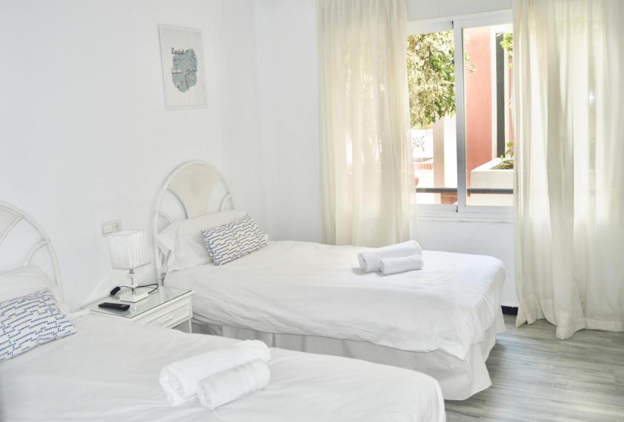 Puerto Banus With Private Garden Apartment มาร์เบยา ภายนอก รูปภาพ